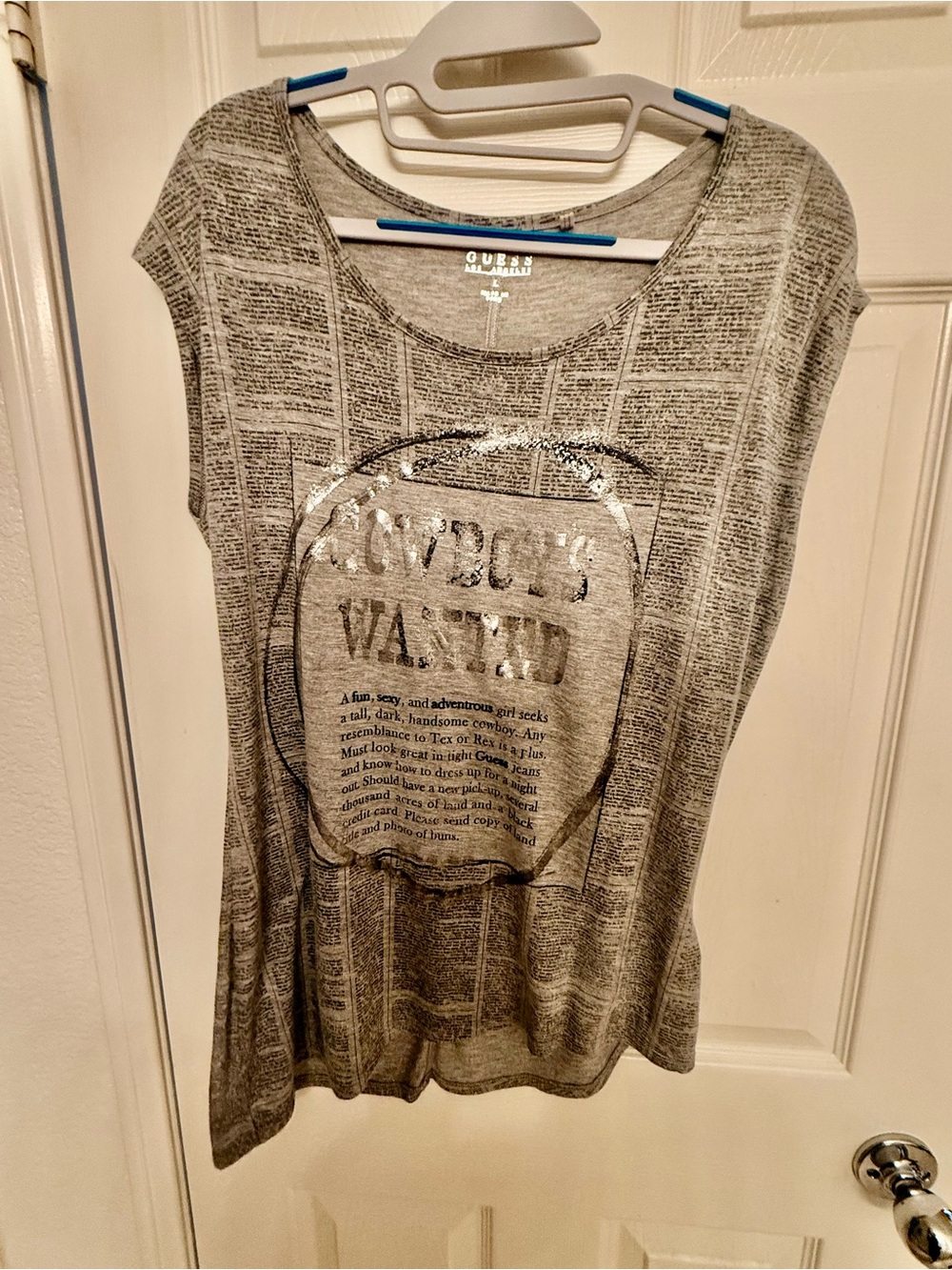 COWBIY WANTED - GUESS Gray Short Sleeve 
Super cute tee for the Cowgirl!